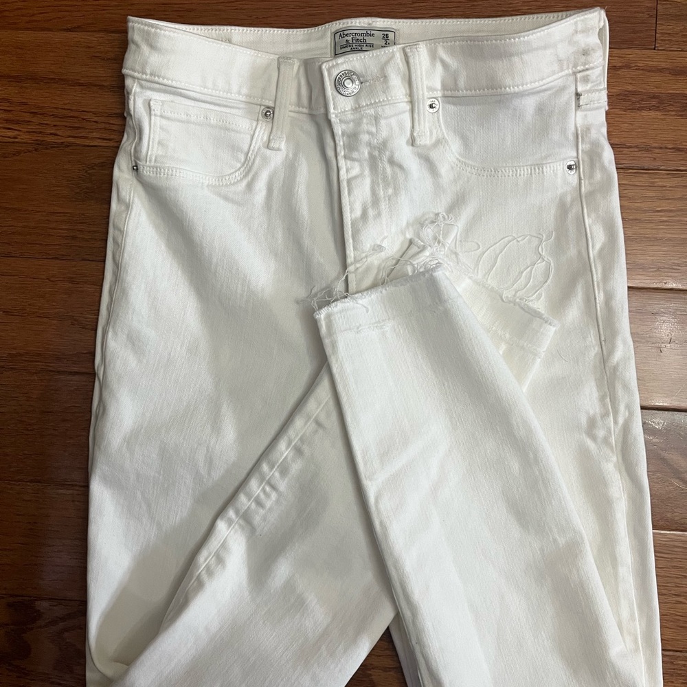 Abercrombie size 2 skinny high rise